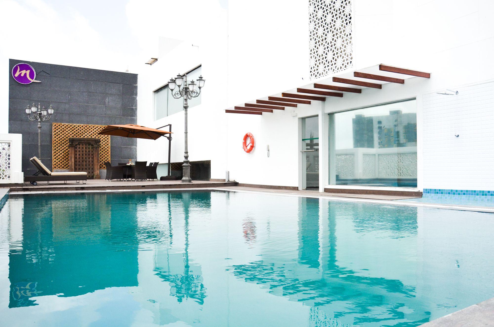 Grand Mercure Vadodara Surya Palace Exteriér fotografie