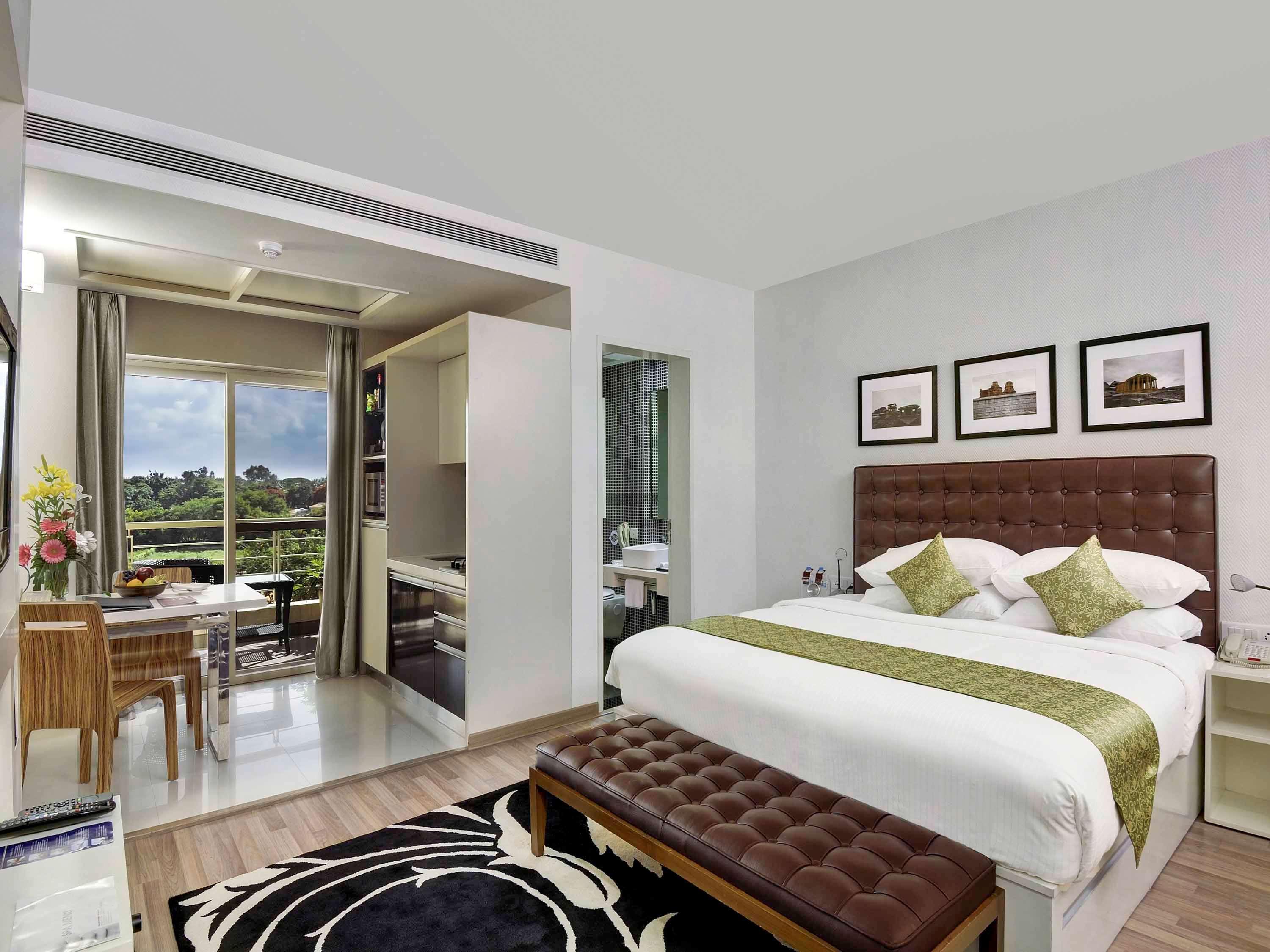 Grand Mercure Vadodara Surya Palace Exteriér fotografie