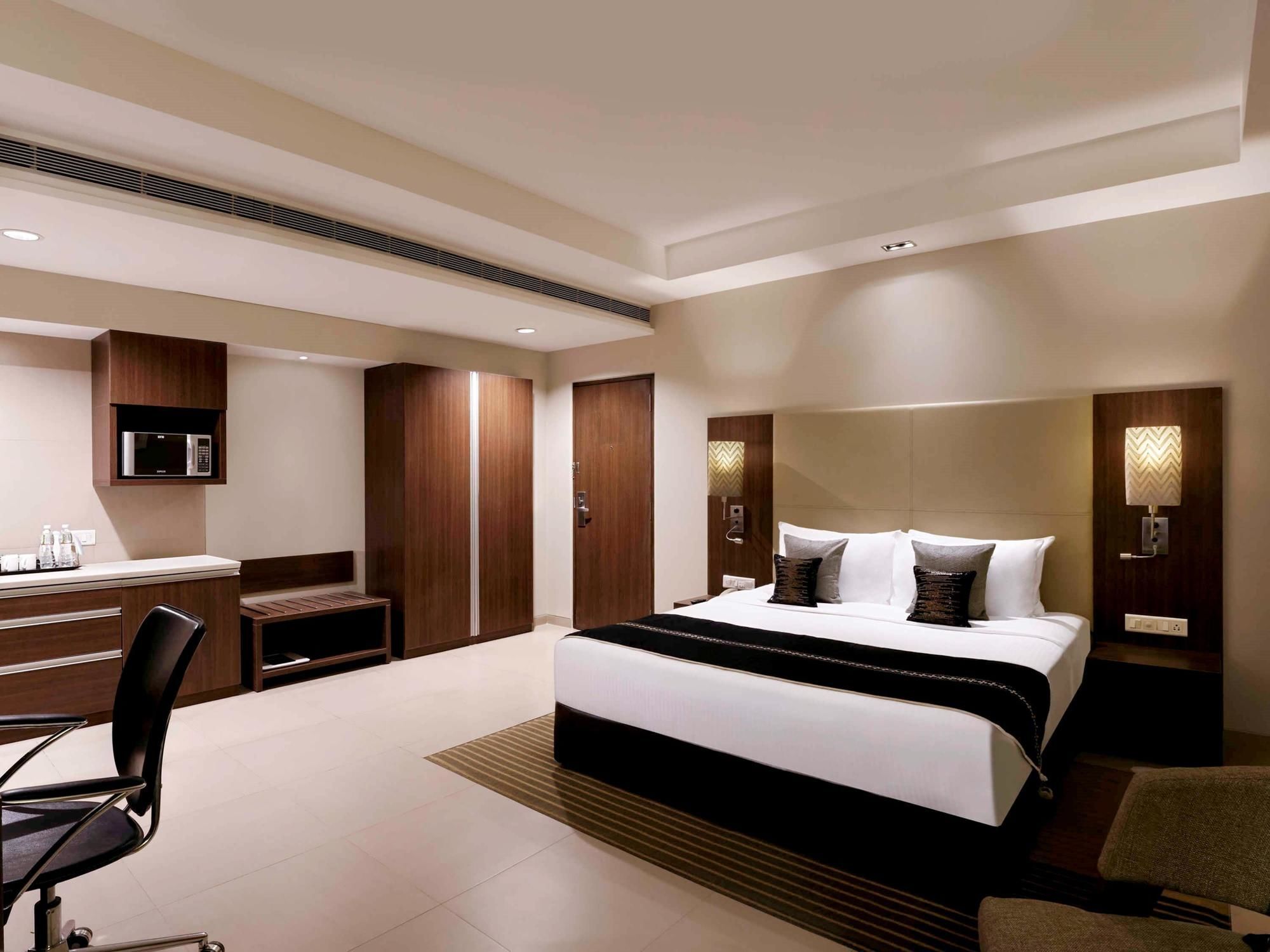 Grand Mercure Vadodara Surya Palace Exteriér fotografie